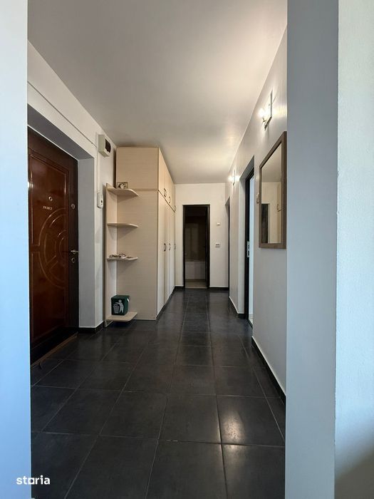 Inchiriez apartament 3 camere semidecomandat capat cug