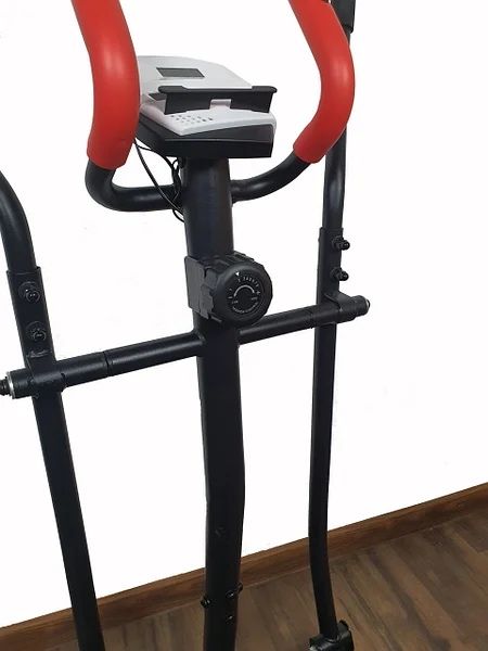 Продам Эллиптический тренажер AF1017EL