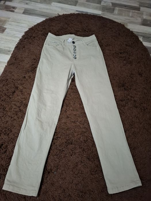 Дамски панталон и сако