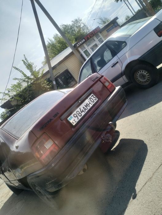 Продам Опель вектра а
