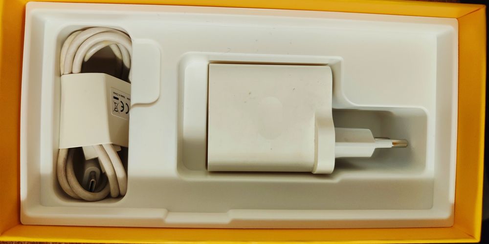 Realme 8 5g много запазен