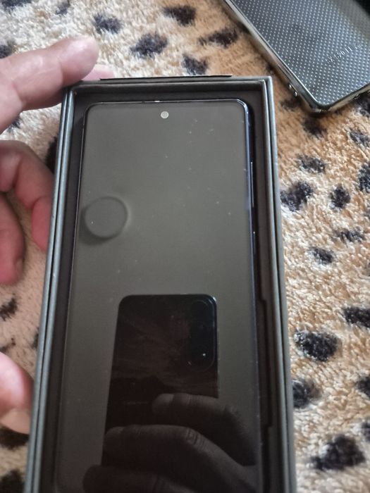 Vând Samsung S20 Fe