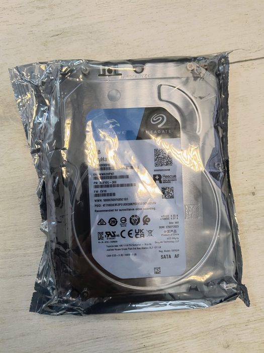 Vând 4buc  HDD 3 TB