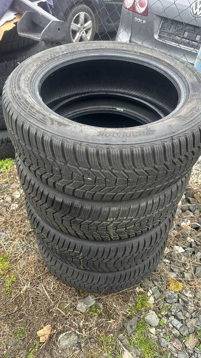 Продавам 4 бр зимни гуми 225/55/18 Hankook winter icept evo 3 x D 2024