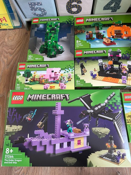 Lego Minecraft creeper