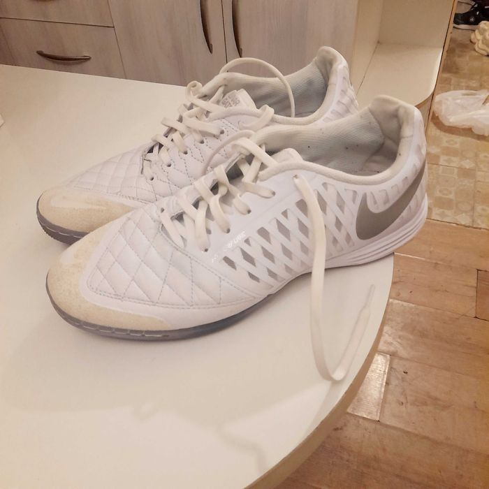 Футзальник lunar gato nike original