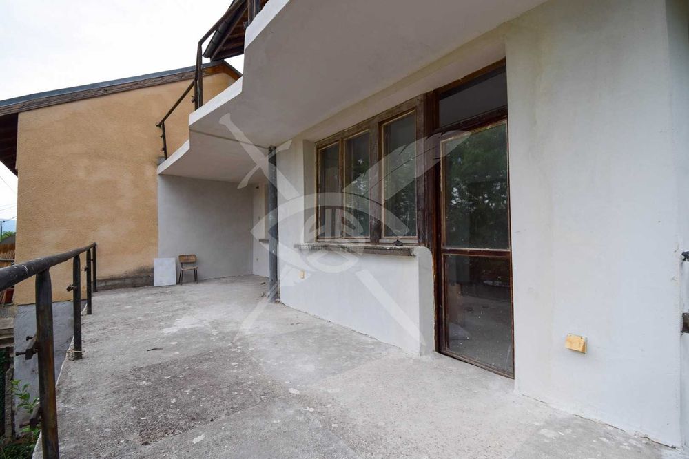 ЕКСКЛУЗИВНО ! Къща в град Годеч № 87012