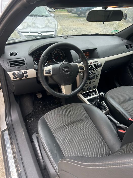 Опел Астра Х Кабриолет