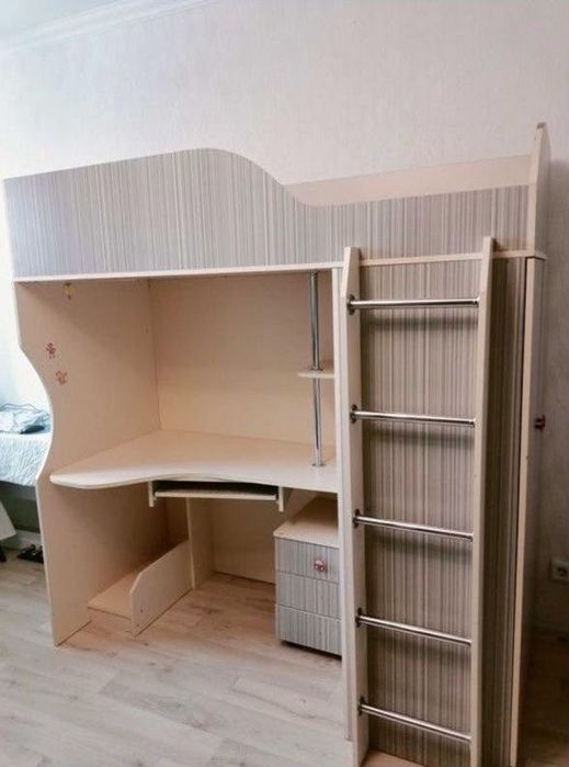 Продам кровать 3 в 1