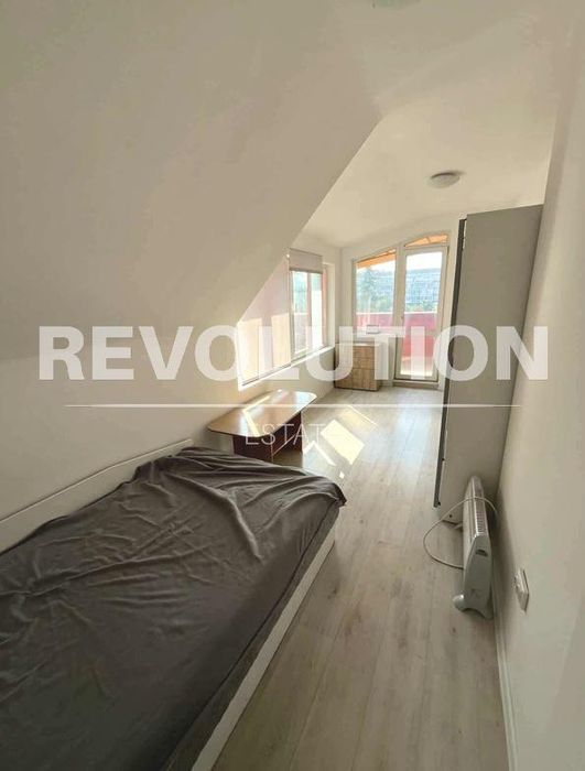 Дава се под наем Двустаен апартамент в Варна, Левски - 50 кв.м за 475 € - Снимка #2