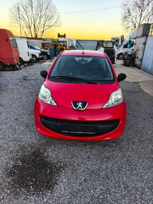 Продавам Peugeot 107