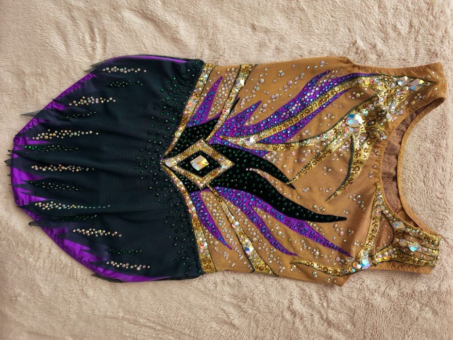 Трико за художествена гимнастика