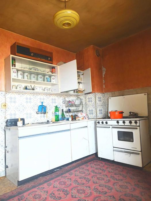 Продава се Тристаен апартамент в Червен бряг - 85 кв.м за 480 €/кв.м - Снимка #2