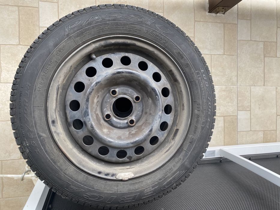 Anvelope cu jante vara 165/70 r14 Debica