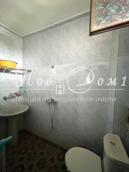 Продава се Къща в Варна, Галата - 380 кв.м за 843 €/кв.м - Снимка #12
