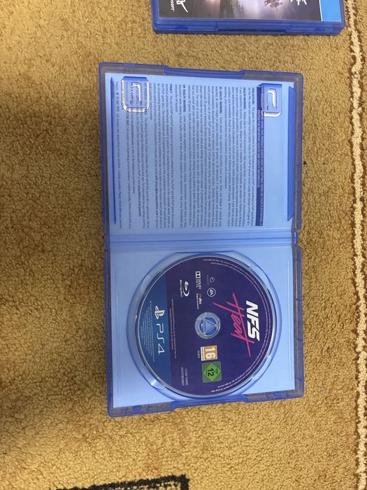 Продавам ps4 игри в перфектно състояние!
