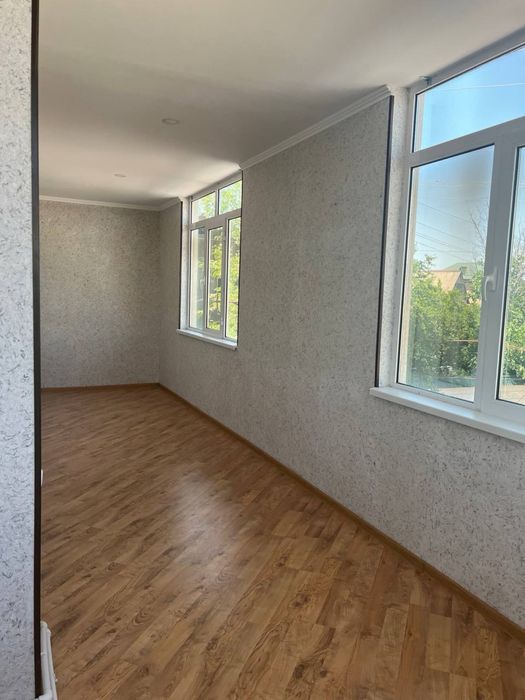 Ховли Турар жой Сотилади !!