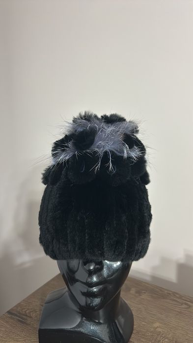 Шапка от естествен косъм