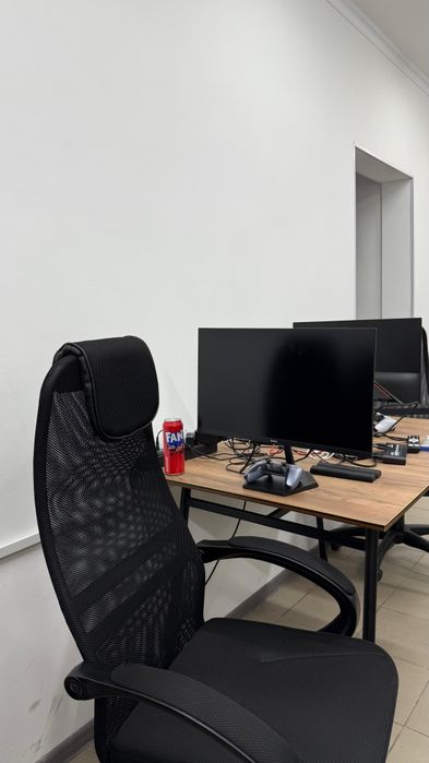 Продается мебель пс клуба (диваны, кресла, столы)