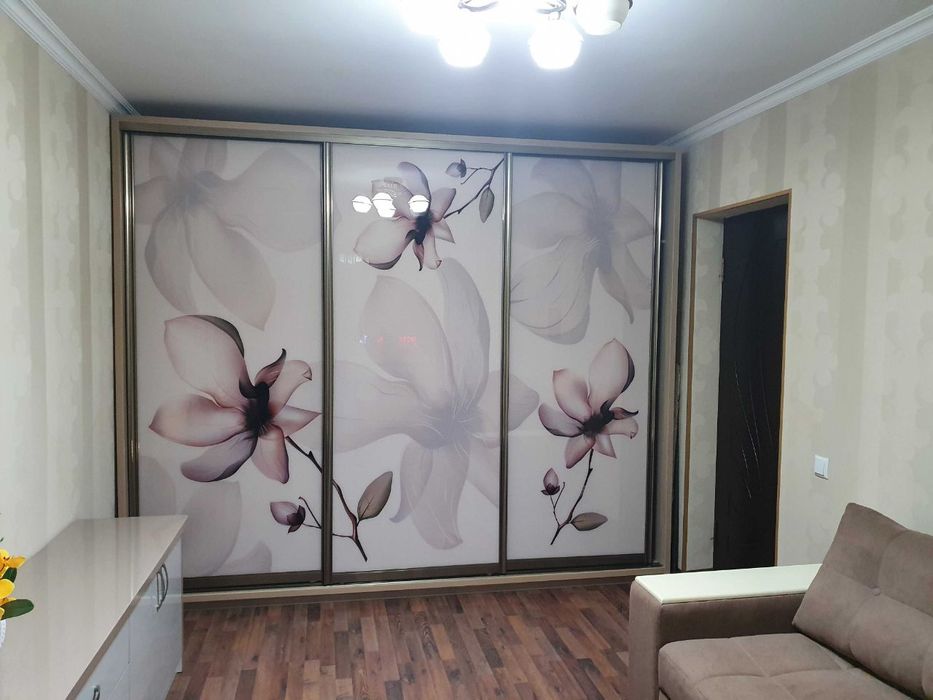 Чиланзар 8 продается квартира 1/3/4 с ремонтом