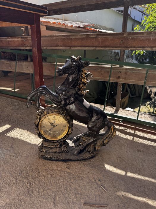 Декаративный конь