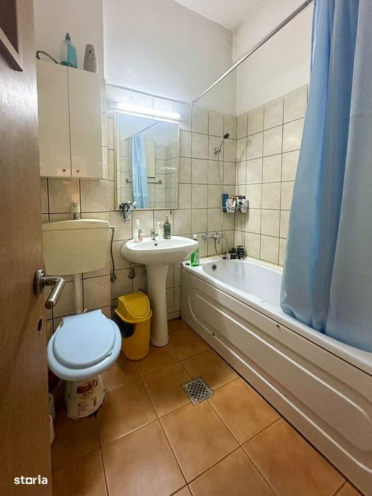 ROMANA: Apartament cu 2 camere Bd. Magheru !