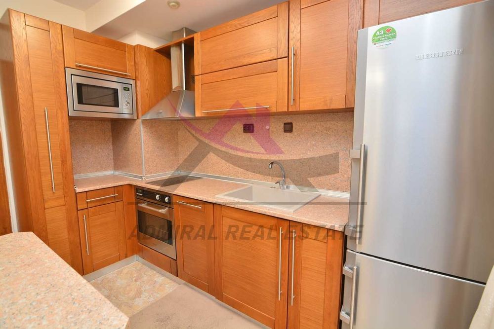 Дава се под наем Тристаен апартамент в Варна, Базар Левски - 100 кв.м за 850 € - Снимка #2