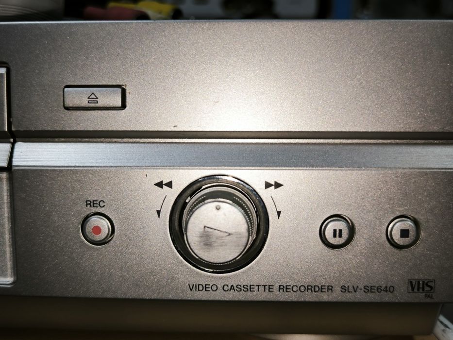Видеомагнитофон SONY SLV-SE640