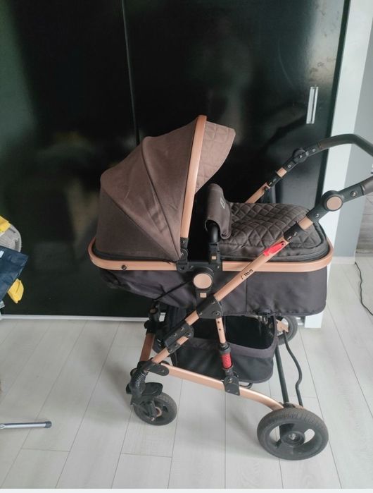 Детска количка в много добро състояние