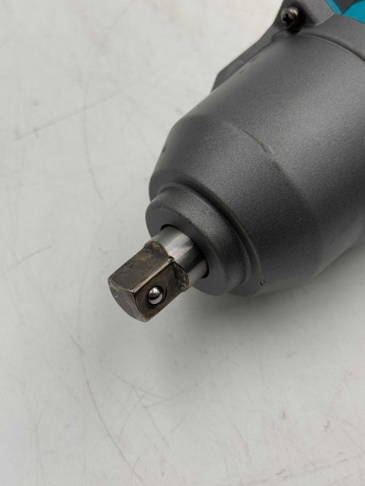 Ударный гайковерт Biyoti BYT-6318, 550Вт, 3700 об/мин, 520 Нм