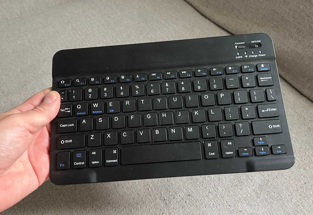 Tastatura wireless Bluetooth slim compatibila PC laptop tableta