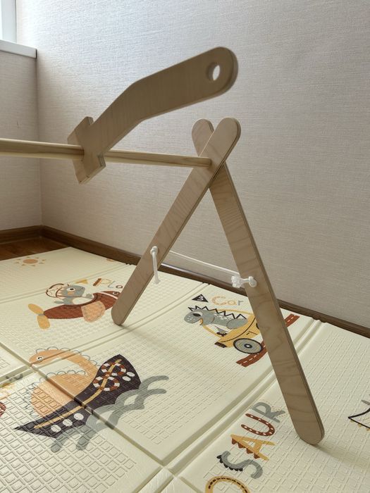 Стойка Монтессори для младенцев