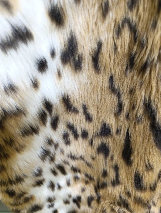 Дамско пухено палто от изкуствен косъм