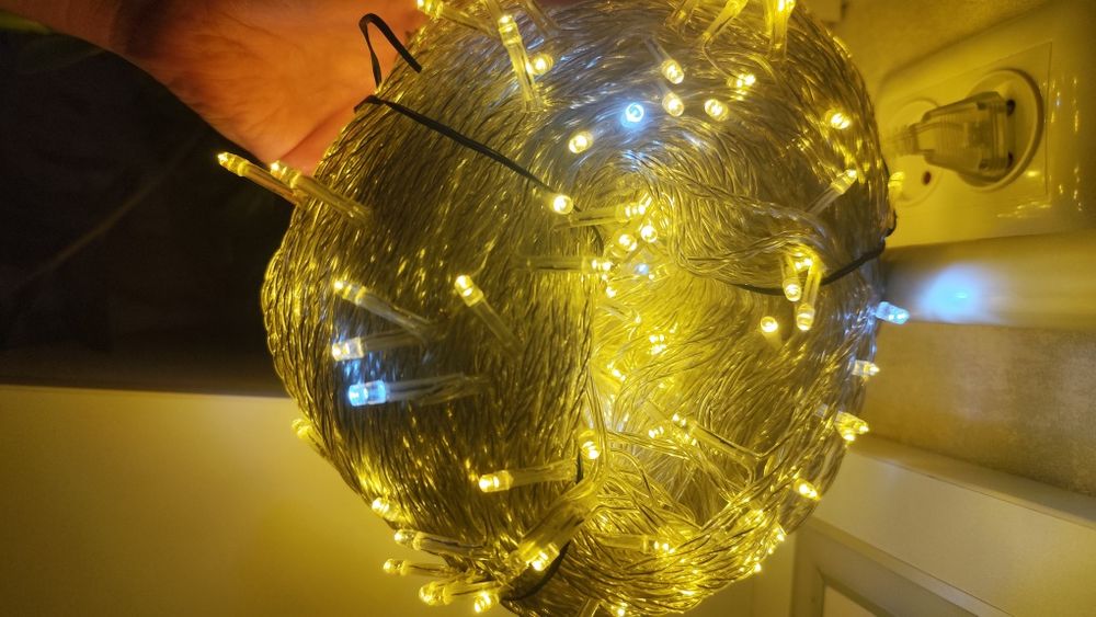 Продам гирлянду разноцветную