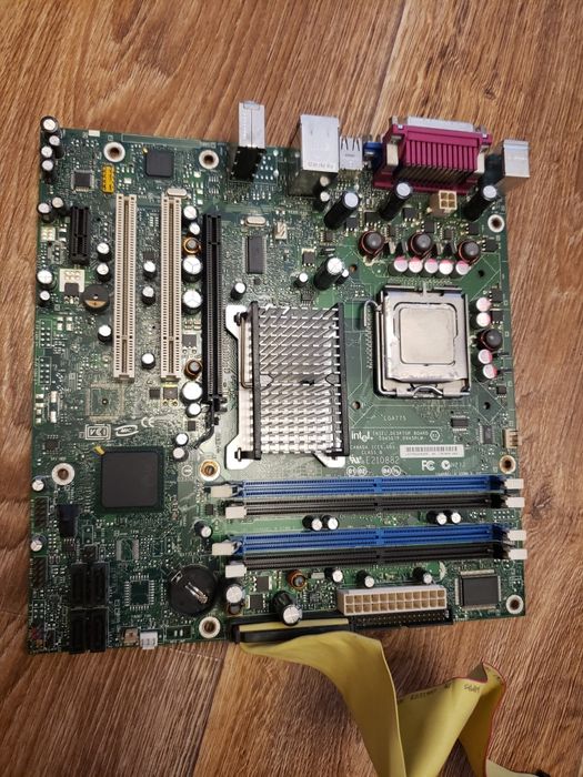 Комплект мат. плата + pentium 4