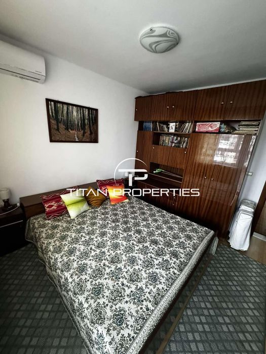 Дава се под наем Тристаен апартамент в Бургас, Център - 90 кв.м за 478.38 € - Снимка #5