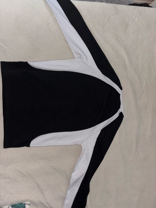 Мъжки дрехи - нови и малко носени в ново състояние.