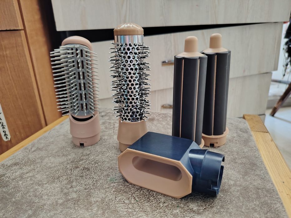 Фен Dyson новый, 5 in 1, отличное состояние