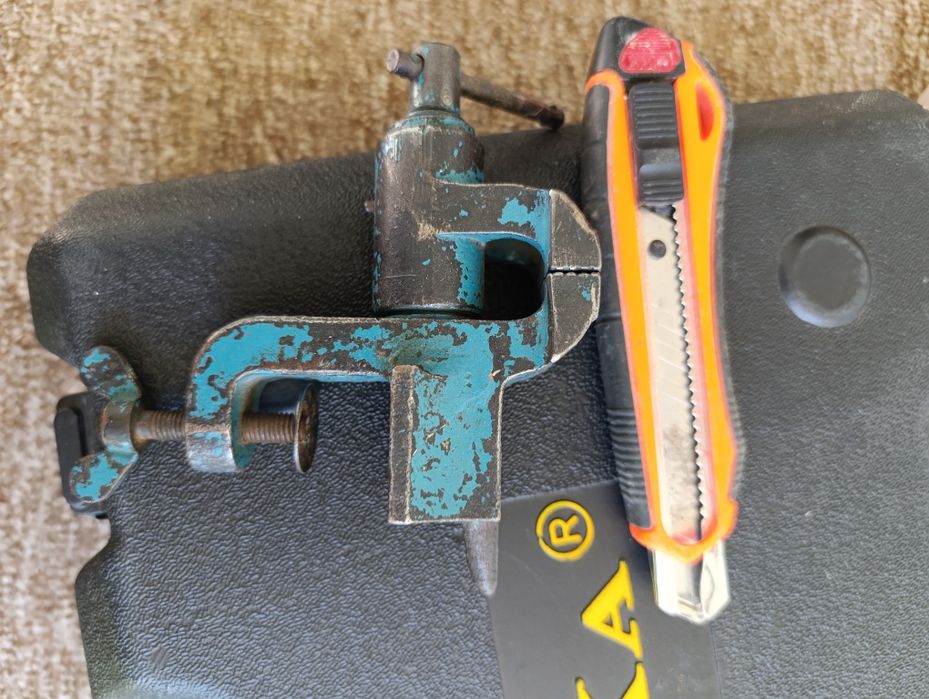 Перфоратор сотилади/продается.