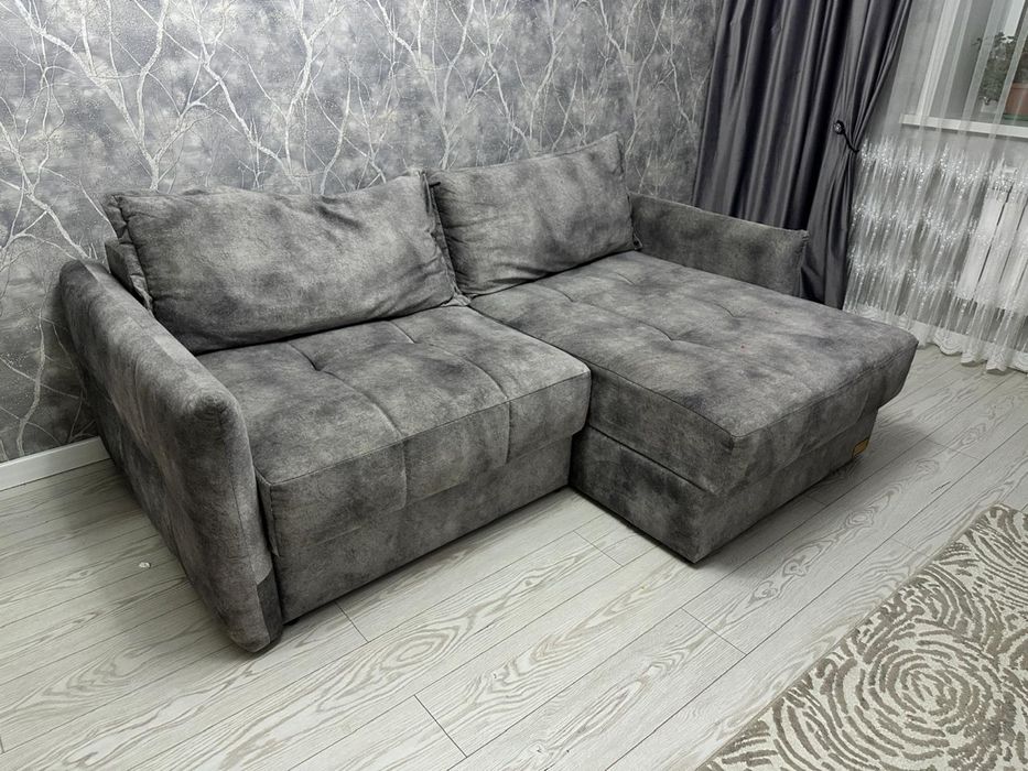 Диван в отличном состоянии