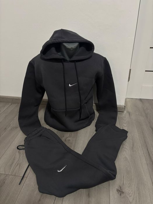 Trening Nike bărbați vatuit!