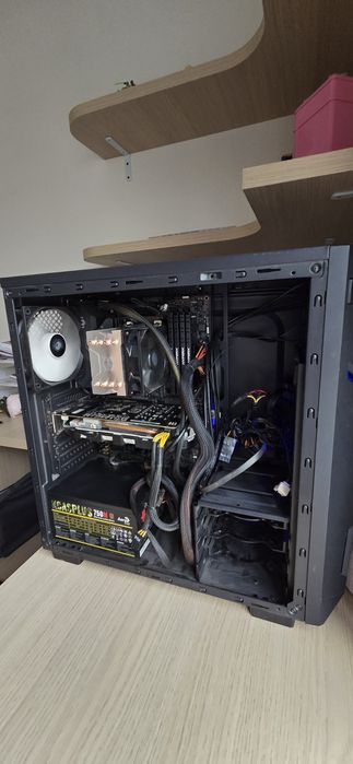 Мощный ПК для раьоты и игр: Ryzen 7 / 32GB / TUF X570 (Wi-Fi) / SSD XP