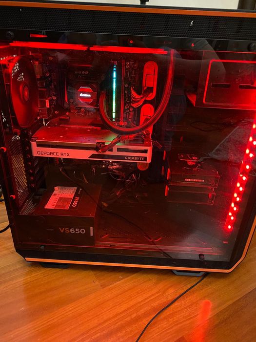 Carcasa BE QUIET! Dark Base 701 negru + Corsair VS650