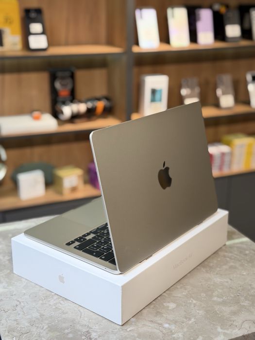 MacBook Air M2 / PhoneLab