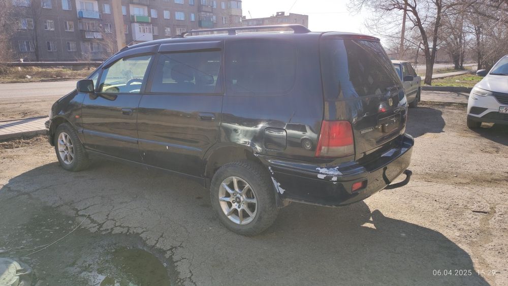 Хонда Шаттл, 7 мест