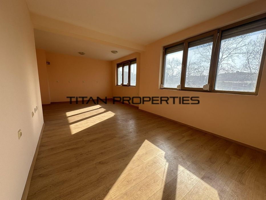 Продава се Тристаен апартамент в Бургас, Лазур - 99 кв.м за 1920 €/кв.м - Снимка #3