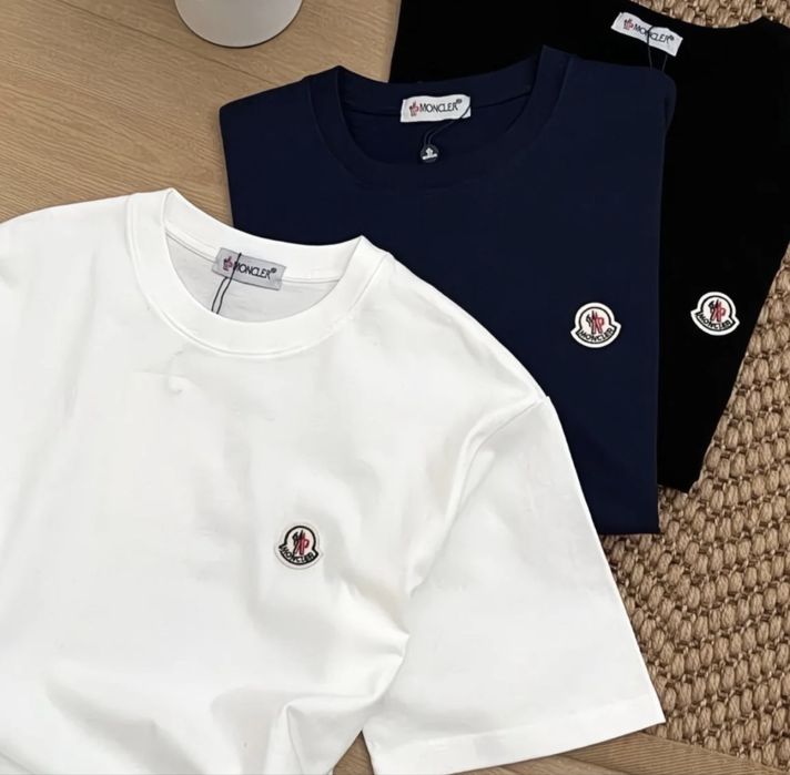 Moncler футболки