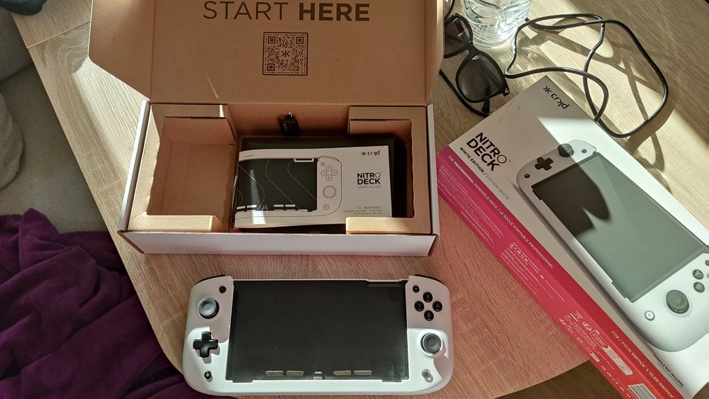 Nitro Deck за Nintendo Switch OLED