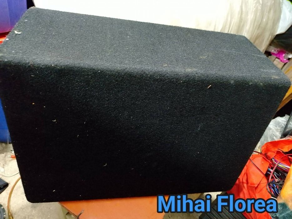 Subwoofer JBL , amplificator Spectron kit cabluri