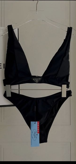 Costum de baie Pr*da, model 2026